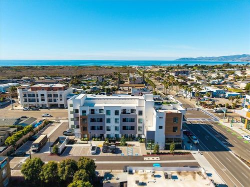 313-402 W Grand Ave, Grover Beach, CA, 93433-2030 | Card Image