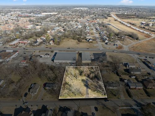329 Sycamore St, Lebanon, TN, 37087-2819 | Card Image