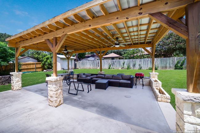 713 Fawndale Ln, House other with 3 bedrooms, 3 bathrooms and null parking in Windcrest TX | Image 31