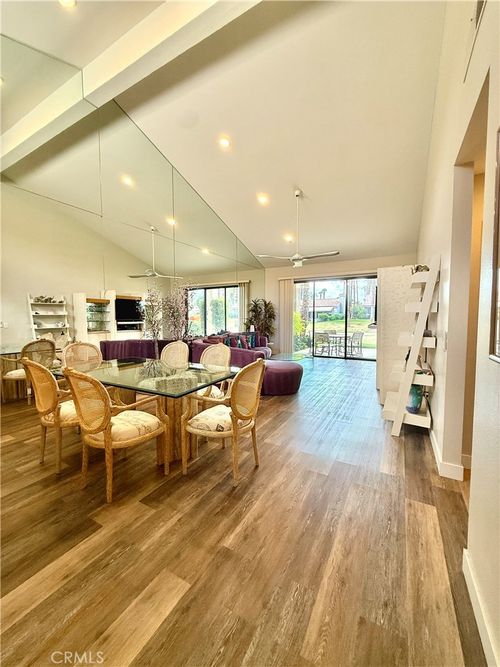 38613 Wisteria Dr, Palm Desert, CA, 92211-7466 | Card Image