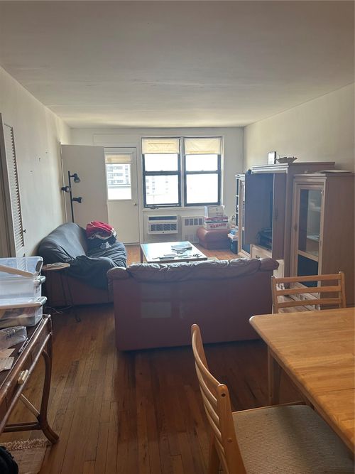 apt-5c-10 Monroe Blvd, Long Beach, NY, 11561-4353 | Card Image