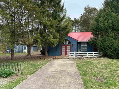 9410 Wolfe Cemetery Rd, Georgetown, IN, 47122-8828 | Card Image