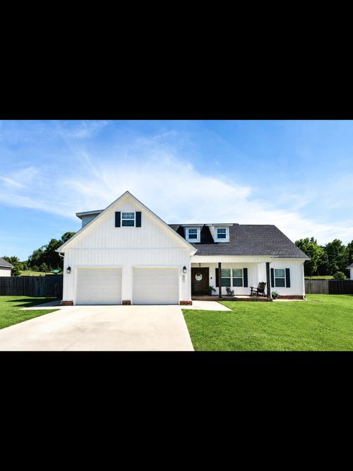 146 Malibu Ln, Killen, AL, 35645 | Card Image