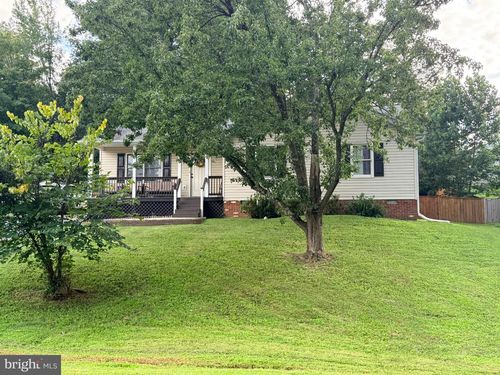 11704 Enchanted Woods Way, FREDERICKSBURG, VA, 22407-7473 | Card Image