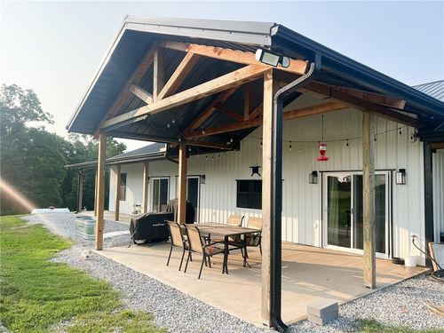 5807 Farm Road 2212, Washburn, MO, 65772-6326 | Card Image