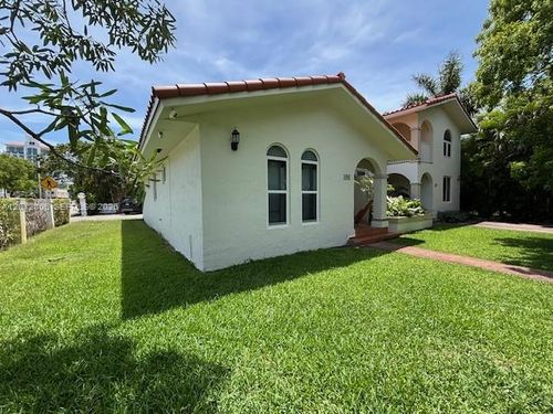 400-400 Majorca Ave, Coral Gables, FL, 33134-4220 | Card Image