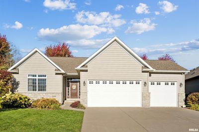 4406 W Kingston Circle, House other with 3 bedrooms, 3 bathrooms and null parking in Bettendorf IA | Image 2