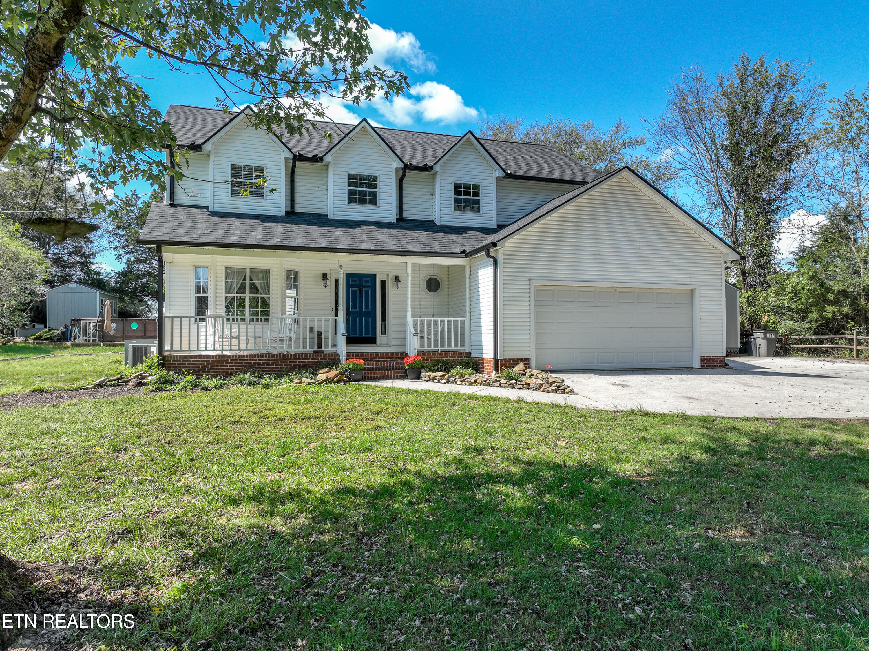 Bluebird Ln, Maryville, TN 37803