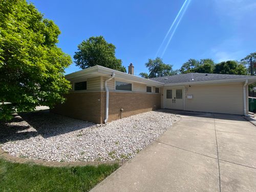 8143 Howard Ave, Munster, IN, 46321-1341 | Card Image
