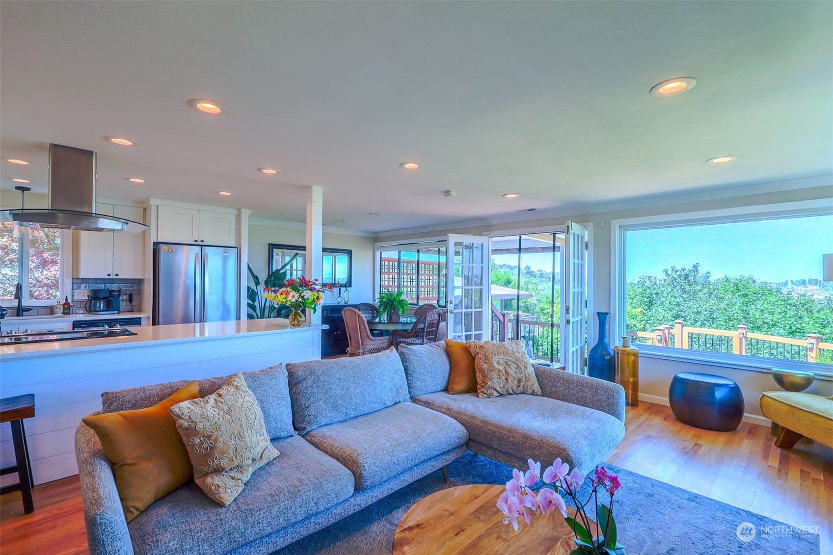 Othello St, Seattle, WA 98106