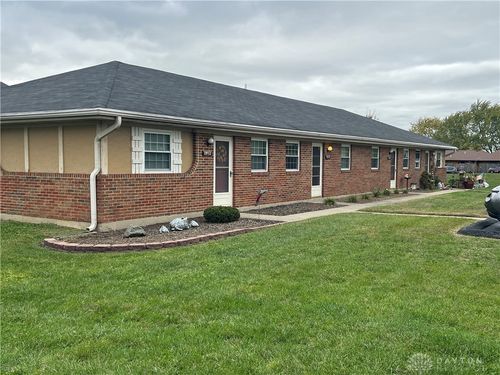 8462-8468 Woodgrove Court, Centerville, OH, 45458 | Card Image
