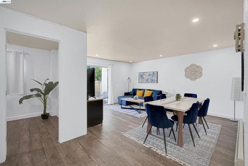 109-725 Auburn Pl, Hayward, CA, 94544-5253 | Card Image