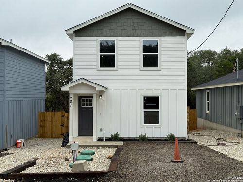 701 Burr Oak Ln, Canyon Lake, TX, 78133-3906 | Card Image