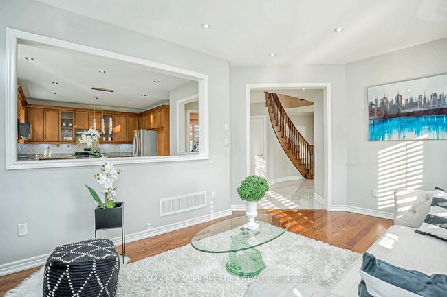 38 Sanders Dr, House other with 4 bedrooms, 4 bathrooms and 2 parking in Markham ON | Image 8