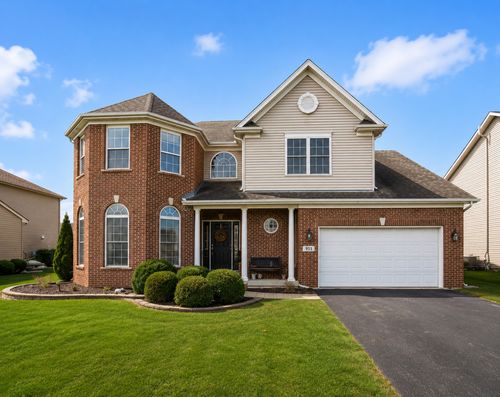 911 Butterfield Cir E, Shorewood, IL, 60404-8147 | Card Image