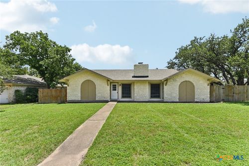8511 Slant Oak Dr, Austin, TX, 78729-3720 | Card Image
