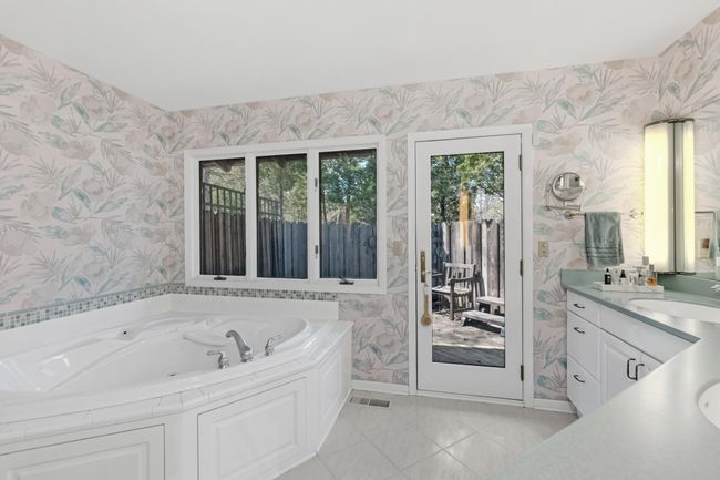 primary bath | Image 19