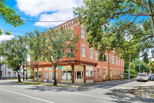 125 Broad St, savannah, GA, 31401-2942 | Card Image