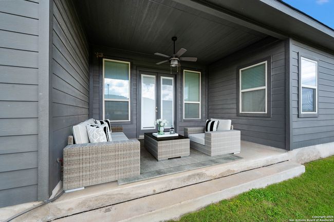 316 Ballad Blfs, House other with 4 bedrooms, 4 bathrooms and null parking in Spring Branch TX | Image 24