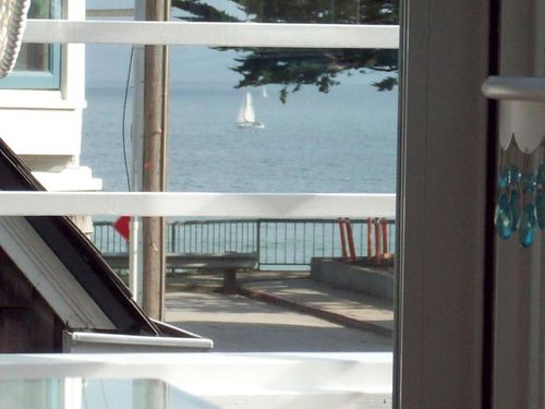 122 2nd Ave, Santa Cruz, CA, 95062 | Card Image