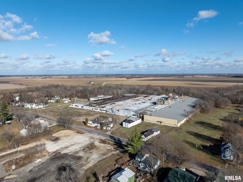 801 N Main St, Abingdon, IL, 61410-1137 | Card Image