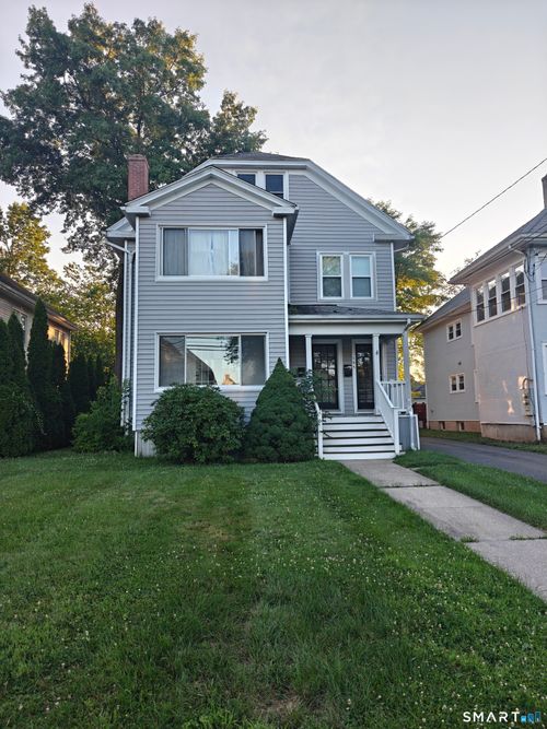 143 Dover Rd, West Hartford, CT, 06119-1215 | Card Image