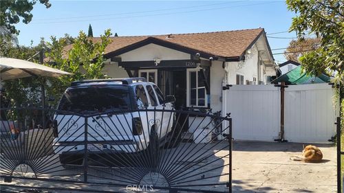 1206 S Shelton St, Santa Ana, CA, 92707-1031 | Card Image