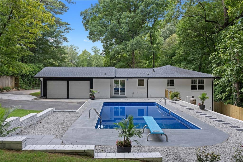 Bailey Dr, Lilburn, GA 30047