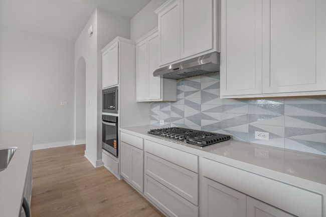 Beautiful finishes in Light & Bright Kitchen | Image 9