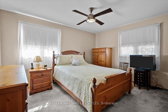 20 Park Lane, House other with 3 bedrooms, 2 bathrooms and 4 parking in Forest ON | Image 23