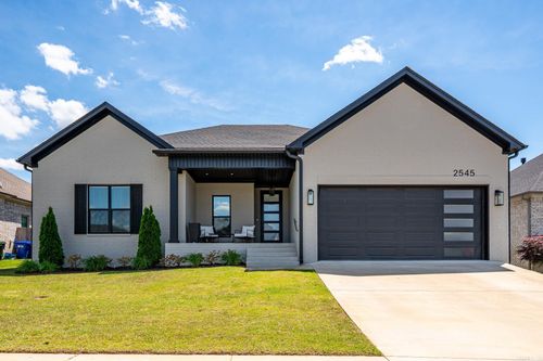 2545 Lilac Dr, Conway, AR, 72034-8073 | Card Image
