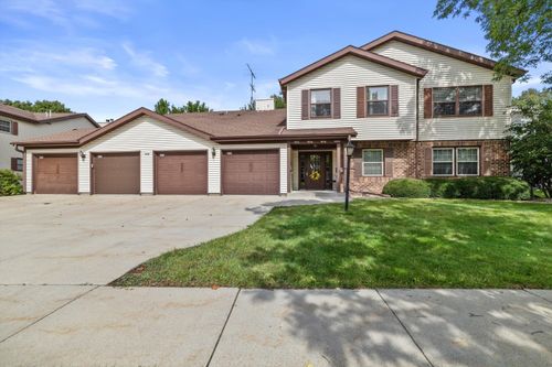 4018 81st St, Kenosha, WI, 53142-4924 | Card Image