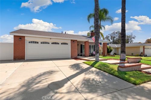 1757 Fraser Cir, Corona, CA, 92882-5632 | Card Image
