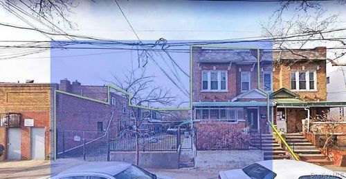 2576 99th St, East Elmhurst, NY, 11369-1614 | Card Image