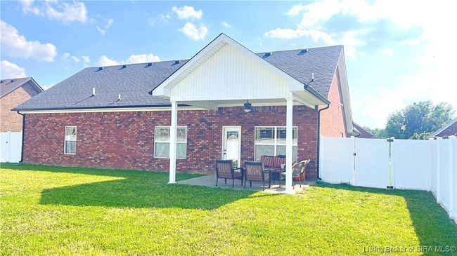 6024 Cookie Dr, Home with 4 bedrooms, 3 bathrooms and null parking in Charlestown IN | Image 38