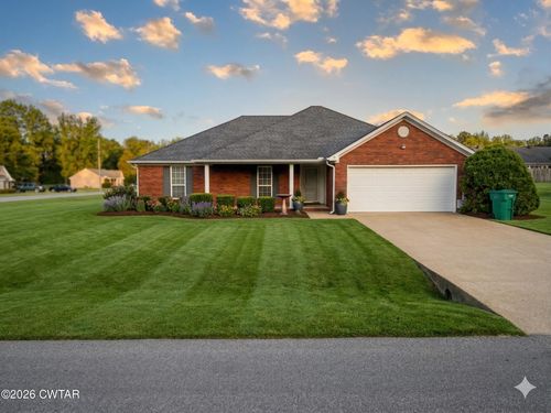 8 Pammara Ln, Jackson, TN, 38305-2626 | Card Image