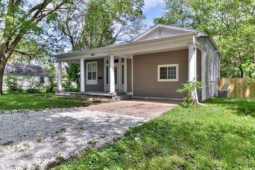 1402 Stout Dr, Urbana, IL, 61802-3545 | Card Image