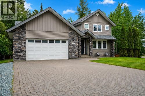 3016 Ridgeview Dr, Prince George, BC, V2K3R9 | Card Image