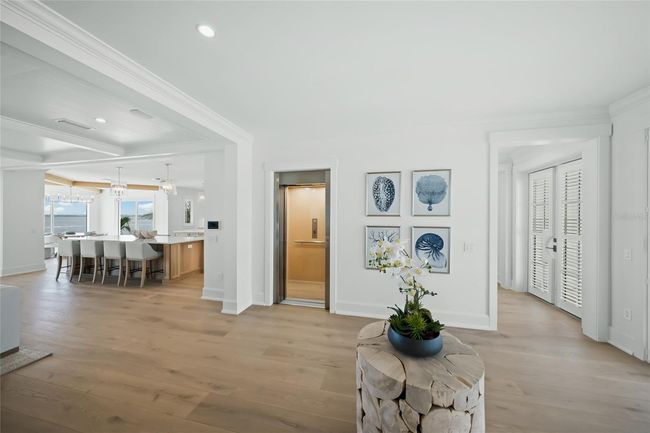 619 Key Royale Dr, House other with 5 bedrooms, 8 bathrooms and null parking in HOLMES BEACH FL | Image 4