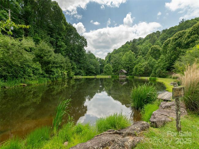Community Amenities | Image 24