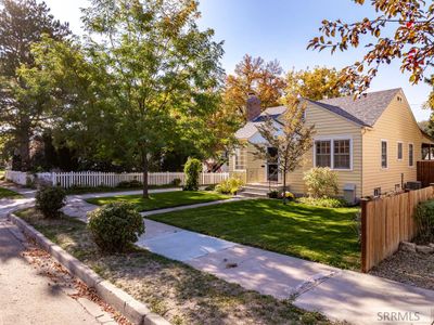 135 S 13th Ave, House other with 4 bedrooms, 2 bathrooms and 1 parking in Pocatello ID | Image 2