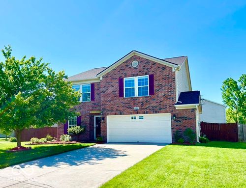 10385 Mcclain Dr, Brownsburg, IN, 46112-7429 | Card Image