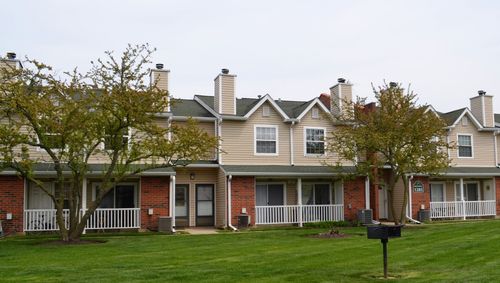 apt-105-1285 Wyndham Ln, Palatine, IL, 60074-7929 | Card Image