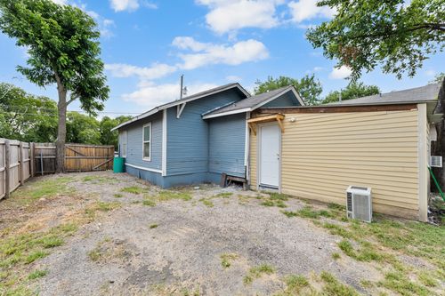 1612 Harris Ct, Dallas, TX, 75223-3329 | Card Image