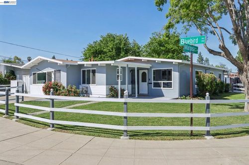 238 Bluebird Ave, Livermore, CA, 94551-4249 | Card Image