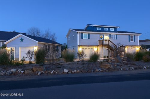 31 Daddy Tucker Dr, Little Egg Harbor Twp, NJ, 08087-2305 | Card Image