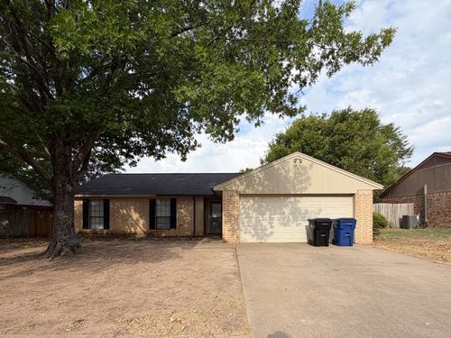 921 Park Place Boulevard, Midlothian, TX, 76065 | Card Image
