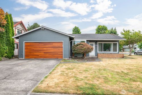2244 Lee Ave, Longview, WA, 98632-5029 | Card Image