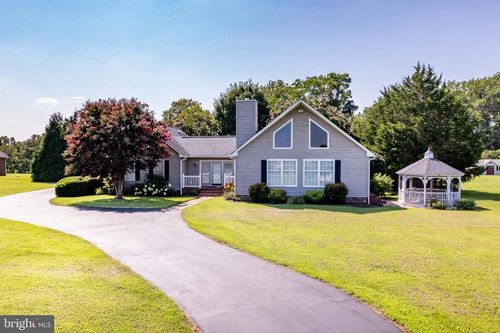 245 Nomini Bay Dr, Montross, VA, 22520-3517 | Card Image