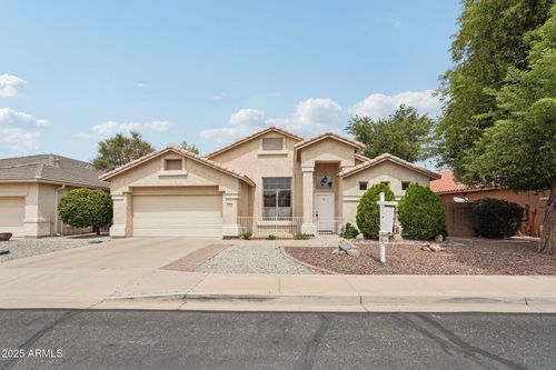 17620 W Weatherby Dr, Surprise, AZ, 85374-3008 | Card Image